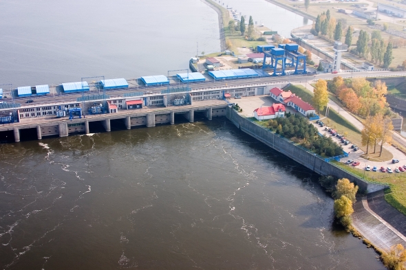 budowa drugiego stopnia wodnego na Wiśle wraz z elektrownią Współpracę przy budowie drugiego stopnia wodnego na Wiśle wraz z elektrownią przewiduje list intencyjny podpisany dzisiaj (20.08.2009 r.) we Włocławku przez Krajowy Zarząd Gospodarki Wodnej i Grupę ENERGA. Inwestycja pozwoli...