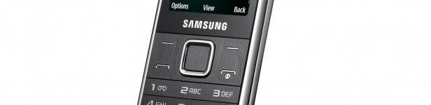 Gustowny Samsung C3530 to praktyczny telefon m.in. gwarantujący szybki dostęp do popularnych serwis&oacute;w społecznościowych, takich jak Facebook czy Twitter, wyposażony w wygodny komunikator Palringo oraz bogate zaplecze multimedialne, na kt&oacute;re...